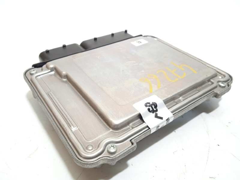 Recambio de centralita motor uce para seat ateca (kh7) style referencia OEM IAM 05E907309  0261S16449