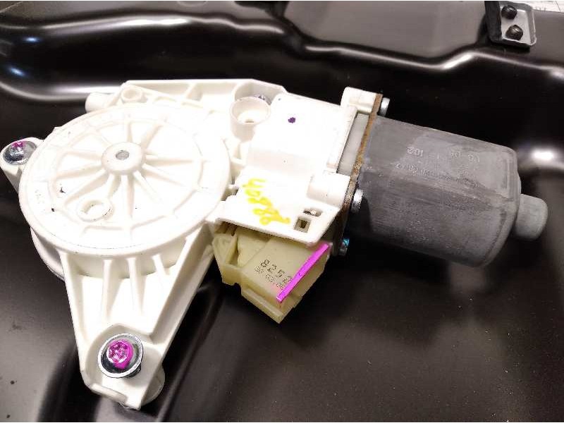 Recambio de elevalunas delantero derecho para mercedes-benz clase r (w251) 3.0 cdi cat referencia OEM IAM A2518200842  A25172016