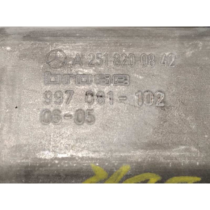 Recambio de elevalunas delantero derecho para mercedes-benz clase r (w251) 3.0 cdi cat referencia OEM IAM A2518200842  A25172016