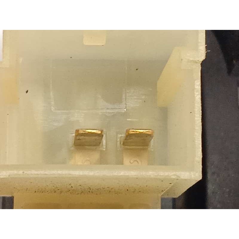 Recambio de elevalunas delantero izquierdo para seat ateca (kh7) style referencia OEM IAM 575837461A  5Q0959801B