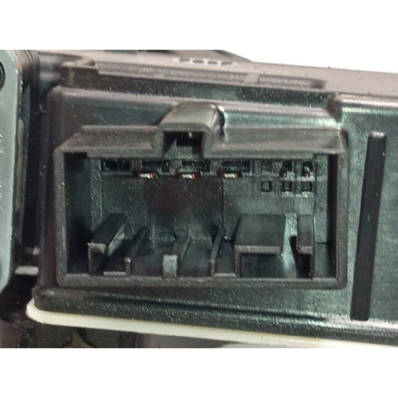 Recambio de elevalunas trasero izquierdo para seat ateca (kh7) style referencia OEM IAM 575839461A  5Q0959811E