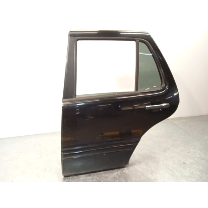 Recambio de puerta trasera izquierda para mercedes-benz clase m (w163) 400 cdi (163.128) referencia OEM IAM A1637301505  