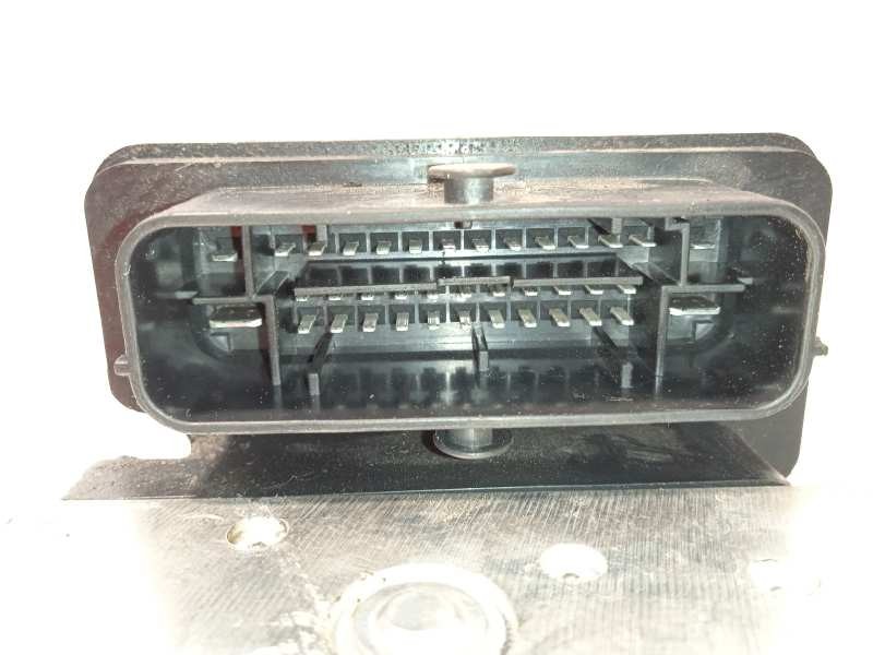 Recambio de abs para hyundai i30 (pd) klass referencia OEM IAM 58910G4AA0 6158941600 G458934500