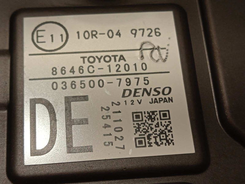 Recambio de modulo electronico para toyota corolla (e21) referencia OEM IAM 8646C12010  0365007975