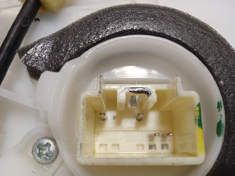 Recambio de cerradura puerta delantera derecha para mazda 2 lim. () 1.5 diesel cat referencia OEM IAM 6E30B1088  