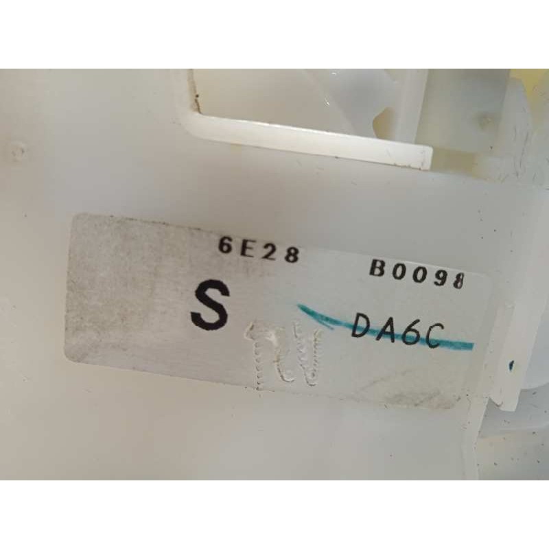 Recambio de cerradura puerta trasera derecha para mazda 2 lim. () 1.5 diesel cat referencia OEM IAM 6E28B0098  