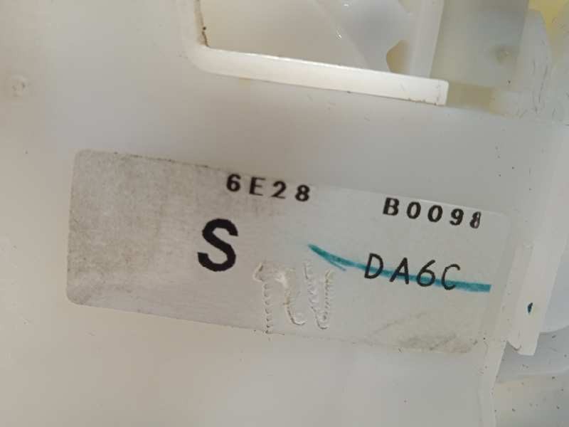 Recambio de cerradura puerta trasera derecha para mazda 2 lim. () 1.5 diesel cat referencia OEM IAM 6E28B0098  