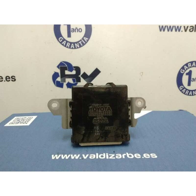 Recambio de centralita inmovilizador para toyota prius (nhw20) sol referencia OEM IAM 8999047023  2325000320