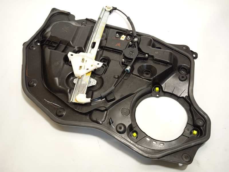 Recambio de elevalunas delantero derecho para mazda 2 lim. () 1.5 diesel cat referencia OEM IAM DA6C5897X  BHN95858X