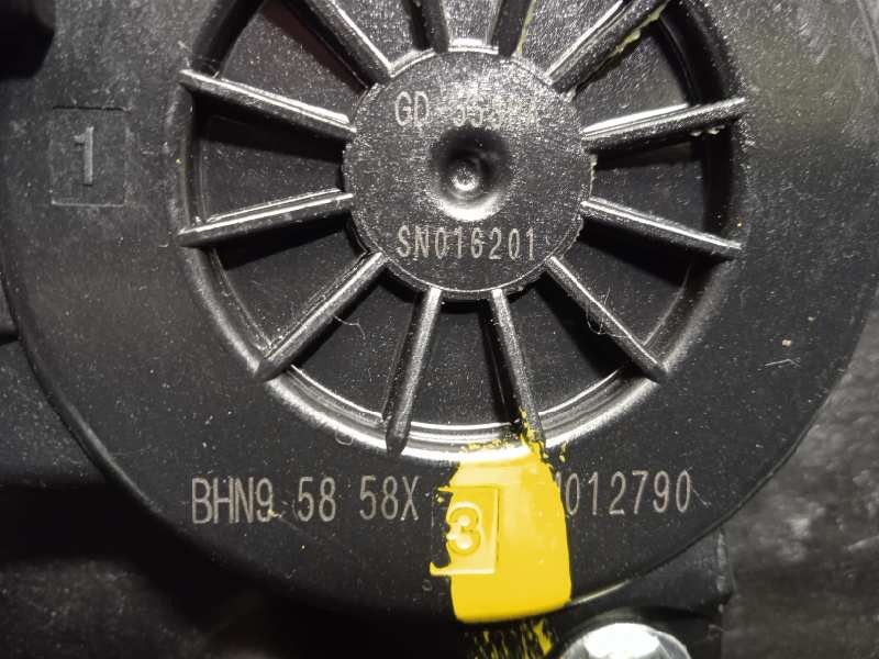 Recambio de elevalunas delantero derecho para mazda 2 lim. () 1.5 diesel cat referencia OEM IAM DA6C5897X  BHN95858X