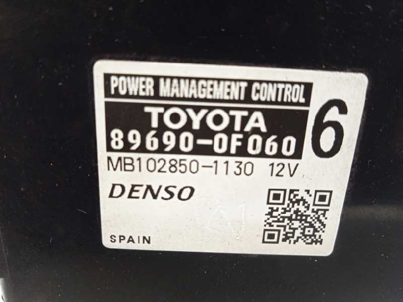 Recambio de modulo electronico para toyota verso 2.0 d-4d cat referencia OEM IAM 896900F060  MB1028501130