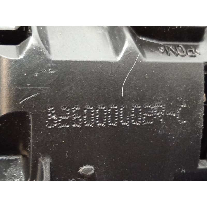 Recambio de cerradura puerta trasera derecha para renault laguna iii authentique referencia OEM IAM 825000002R  