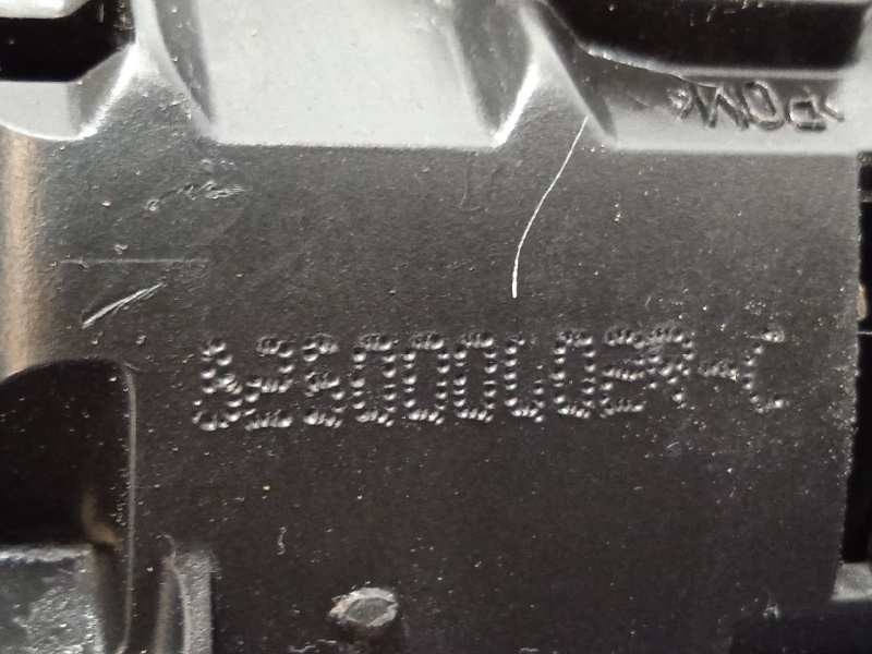 Recambio de cerradura puerta trasera derecha para renault laguna iii authentique referencia OEM IAM 825000002R  