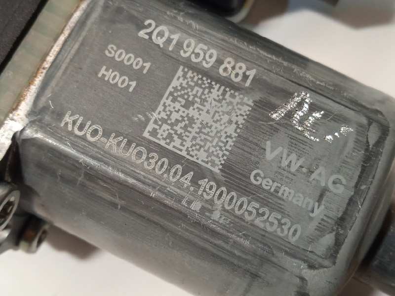 Recambio de elevalunas delantero izquierdo para volkswagen polo 1.0 referencia OEM IAM 2G4837461B  2Q1959881