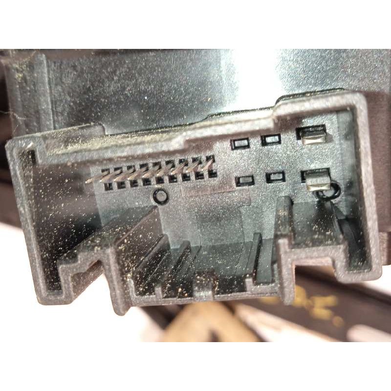 Recambio de elevalunas delantero izquierdo para volkswagen polo 1.0 referencia OEM IAM 2G4837461B  2Q1959881