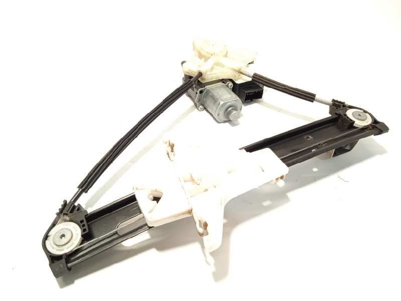 Recambio de elevalunas trasero derecho para volkswagen polo 1.0 referencia OEM IAM 2G6839462C  5Q0959408