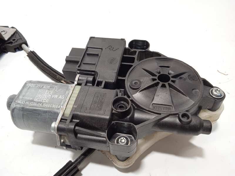 Recambio de elevalunas trasero derecho para volkswagen polo 1.0 referencia OEM IAM 2G6839462C  5Q0959408