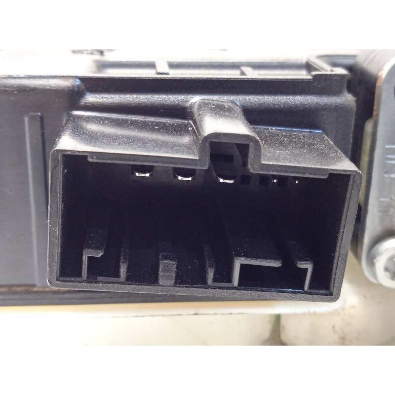 Recambio de elevalunas trasero derecho para volkswagen polo 1.0 referencia OEM IAM 2G6839462C  5Q0959408