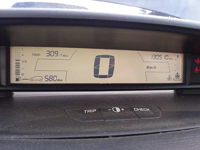 citroën c4 berlina del año 2007