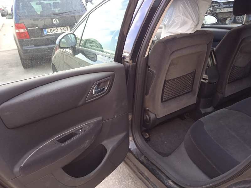 citroën c4 berlina del año 2007