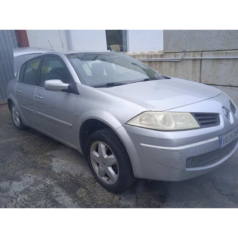 renault megane ii classic berlina del año 2007