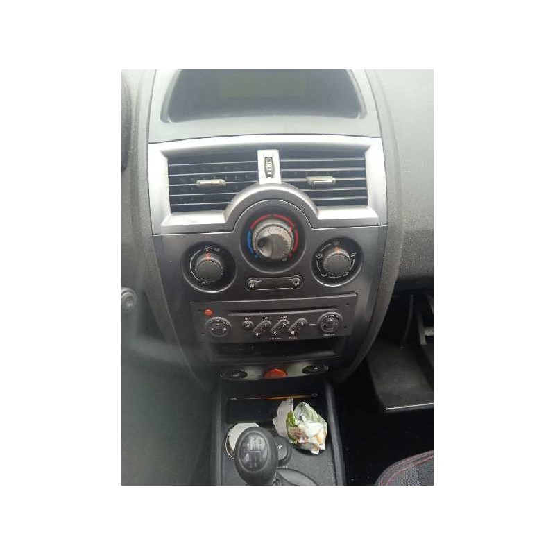 renault megane ii classic berlina del año 2007