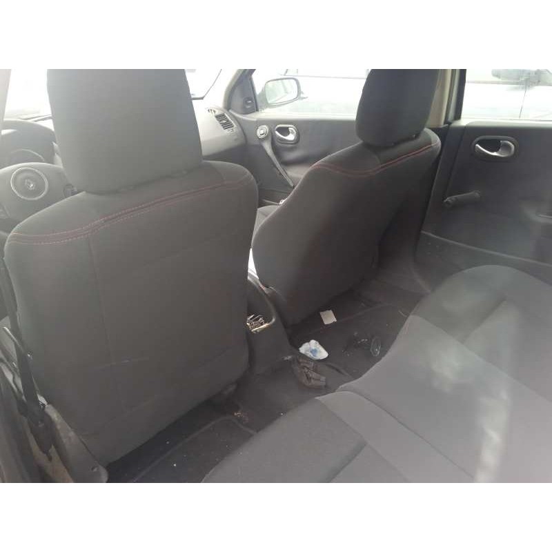 renault megane ii classic berlina del año 2007