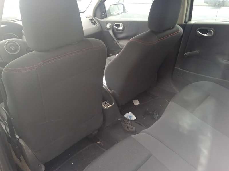 renault megane ii classic berlina del año 2007