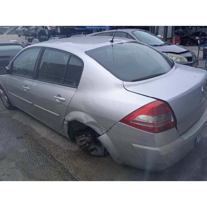 renault megane ii classic berlina del año 2007