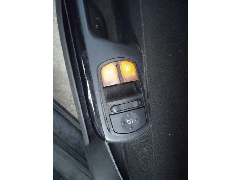 opel corsa d del año 2008