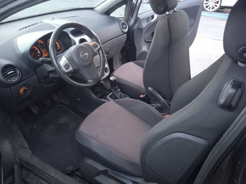 opel corsa d del año 2008