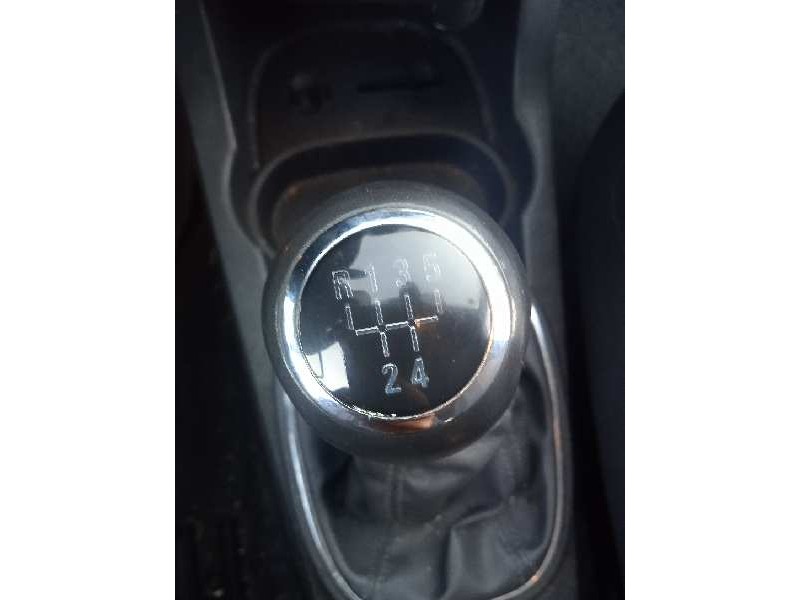 opel corsa d del año 2008