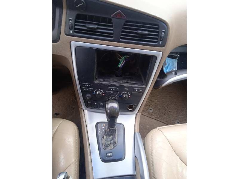 volvo xc70 del año 2005