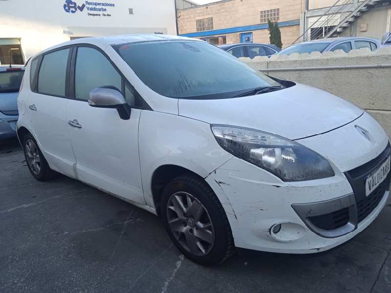 renault scenic iii del año 2011