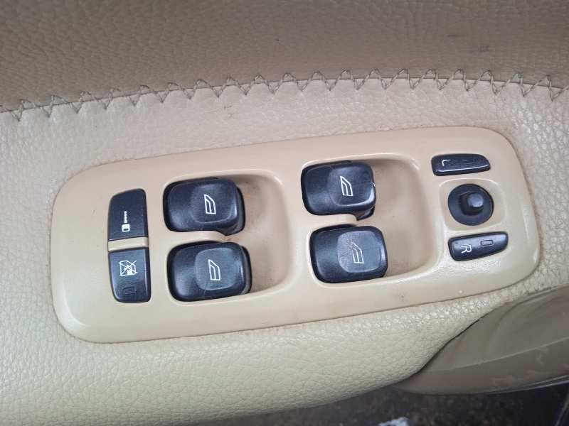 volvo xc70 del año 2005