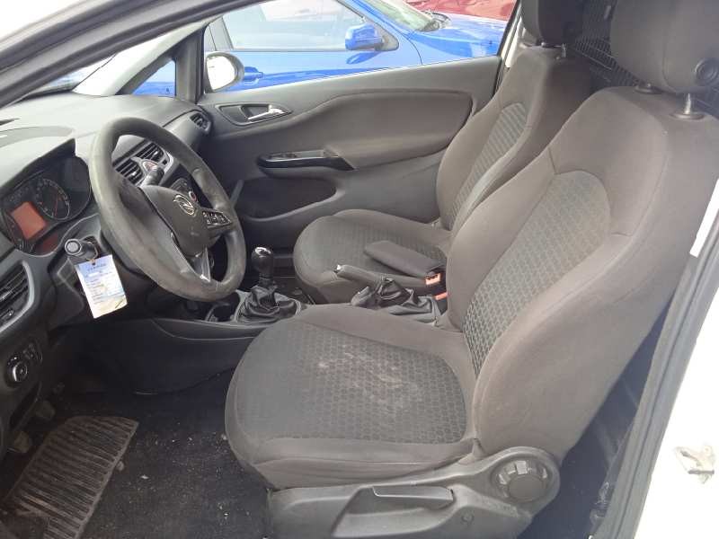 opel corsa e del año 2017