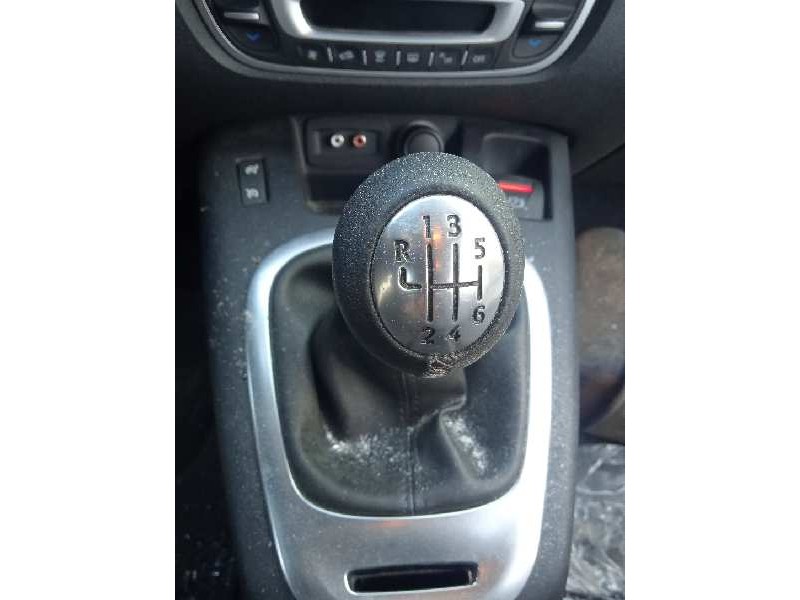 renault scenic iii del año 2011