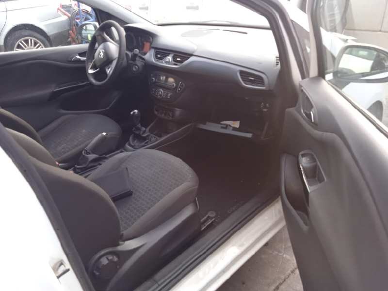 opel corsa e del año 2017