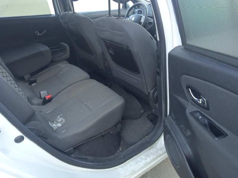 renault scenic iii del año 2011