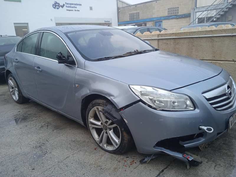 opel insignia berlina del año 2009