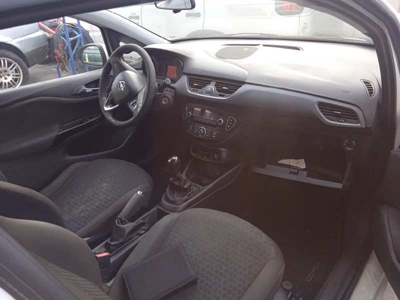 opel corsa e del año 2017