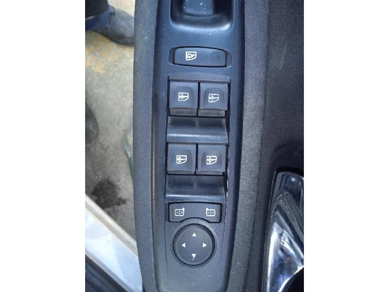 renault scenic iii del año 2011