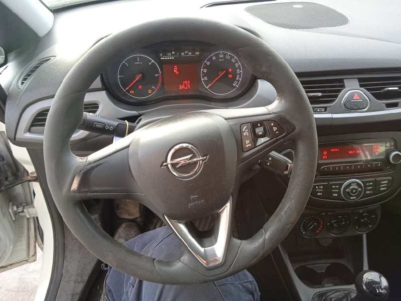 opel corsa e del año 2017