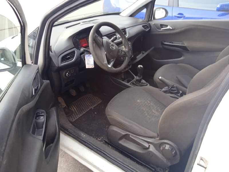 opel corsa e del año 2017