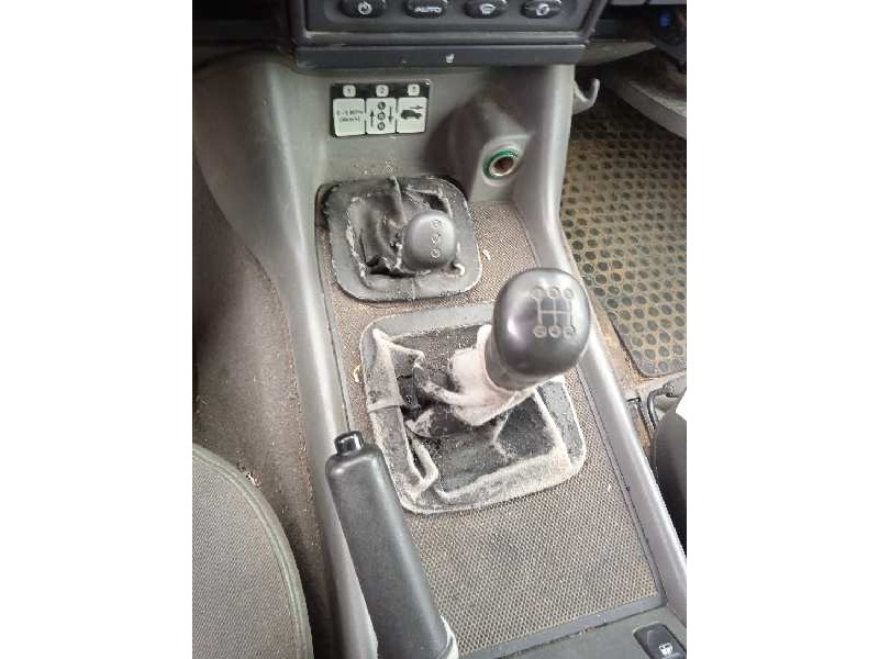 land rover discovery (lt) del año 2004