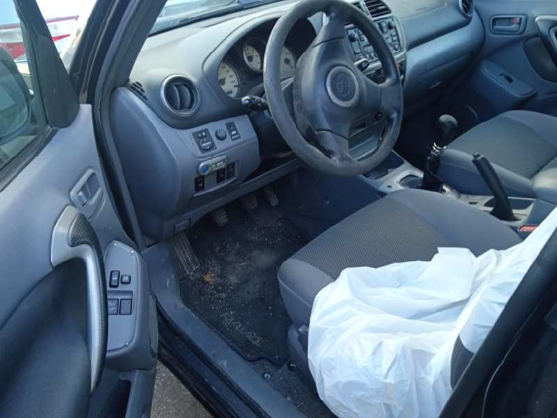 toyota rav 4 (a2) del año 2003