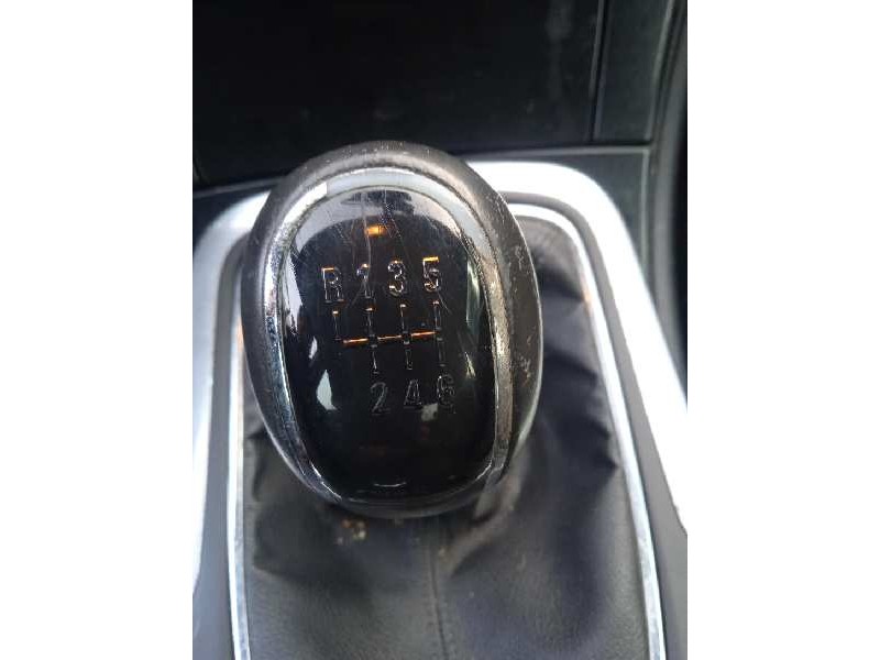 opel insignia berlina del año 2009