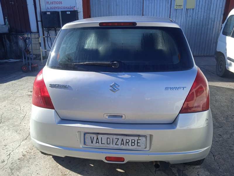 suzuki swift berlina (mz) del año 2005