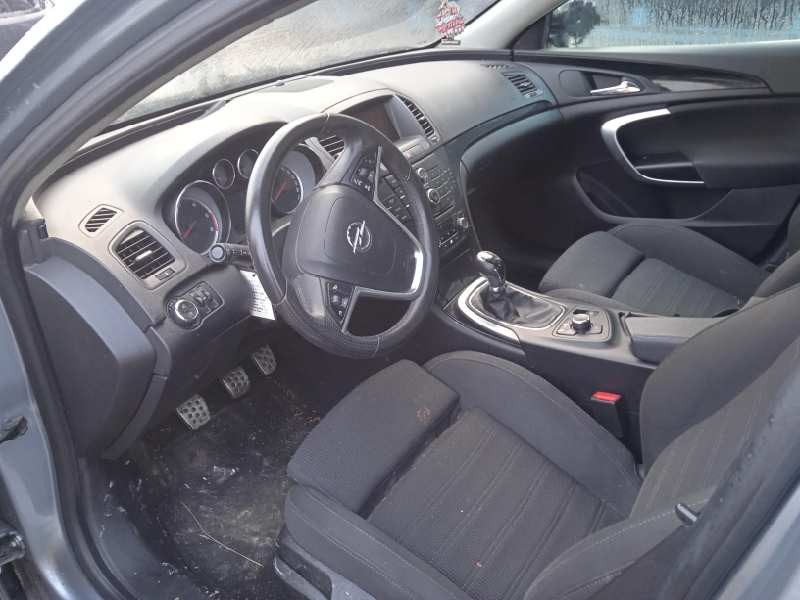 opel insignia berlina del año 2009