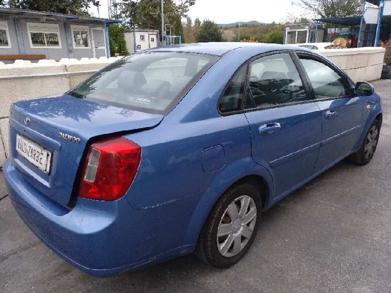 daewoo nubira berlina del año 2005